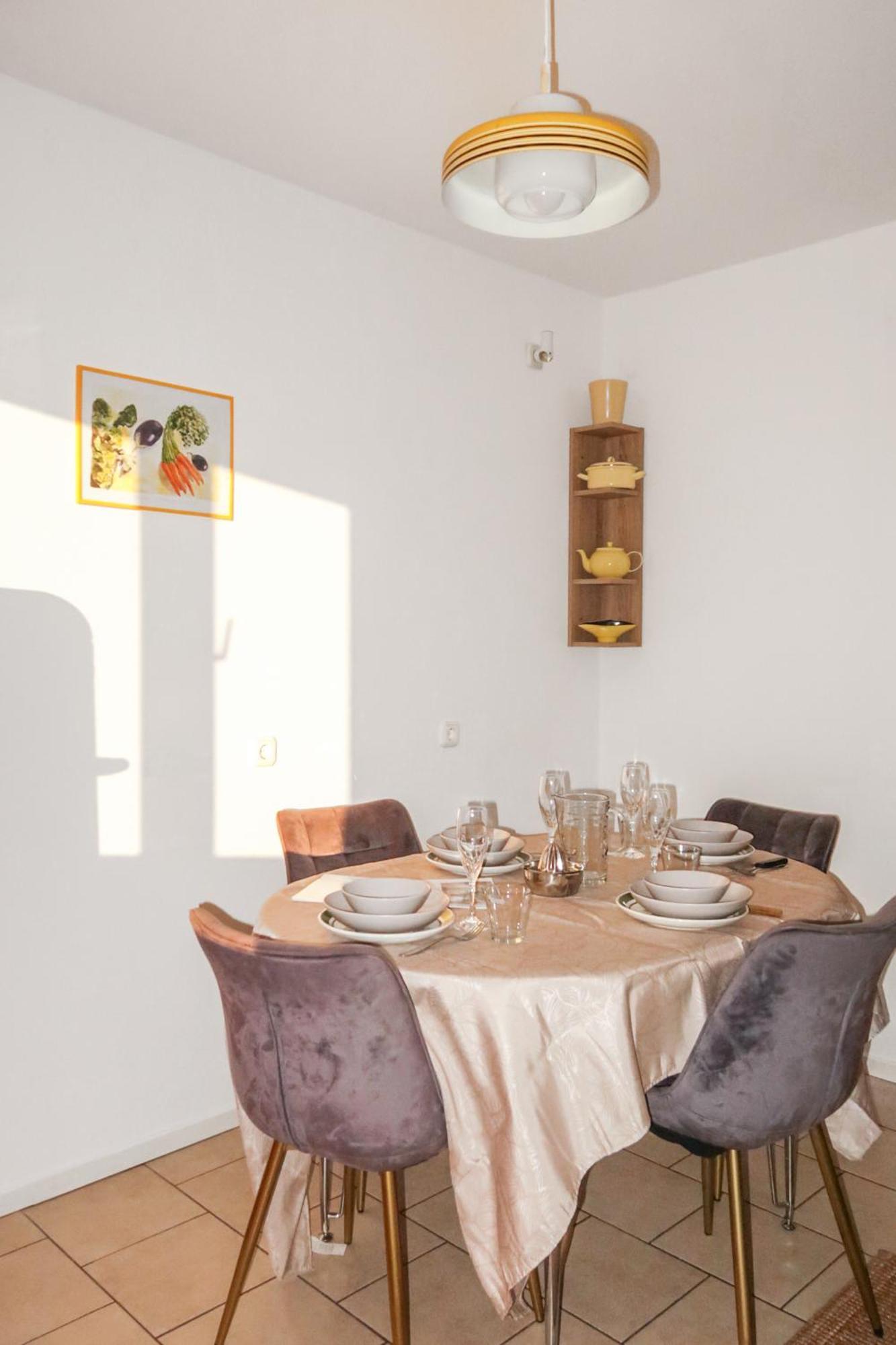 Homestay - Panoramablick Ueber Buedingen ภายนอก รูปภาพ
