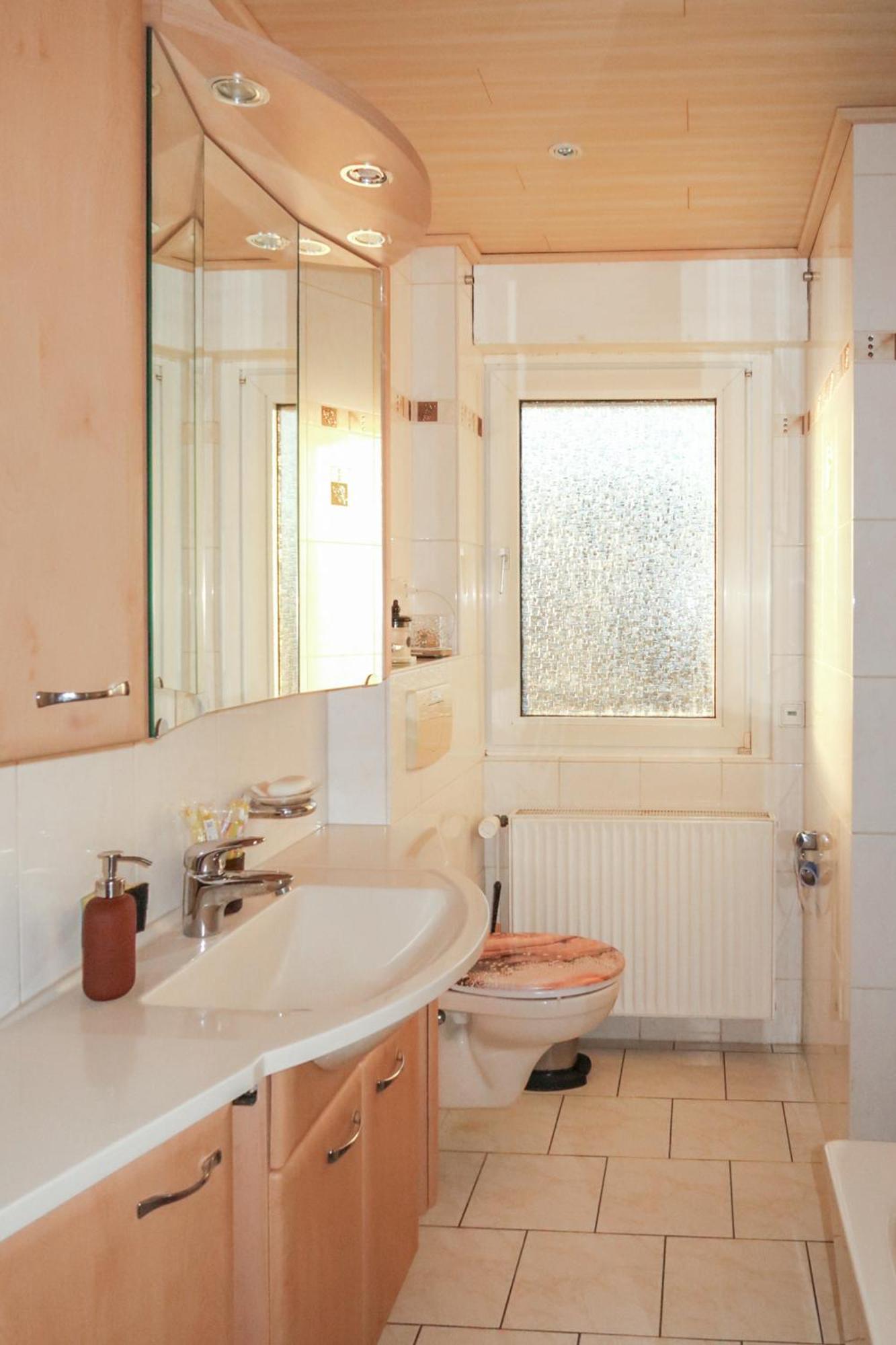 Homestay - Panoramablick Ueber Buedingen ภายนอก รูปภาพ