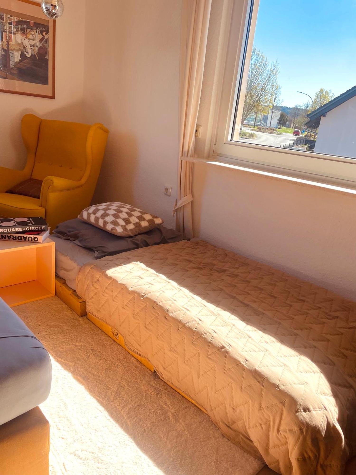 Homestay - Panoramablick Ueber Buedingen ภายนอก รูปภาพ
